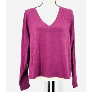 OLD NAVY Women's XXL Red Cherry Bark NWT Bestee V-Neck Long Sleeve T-Shirt